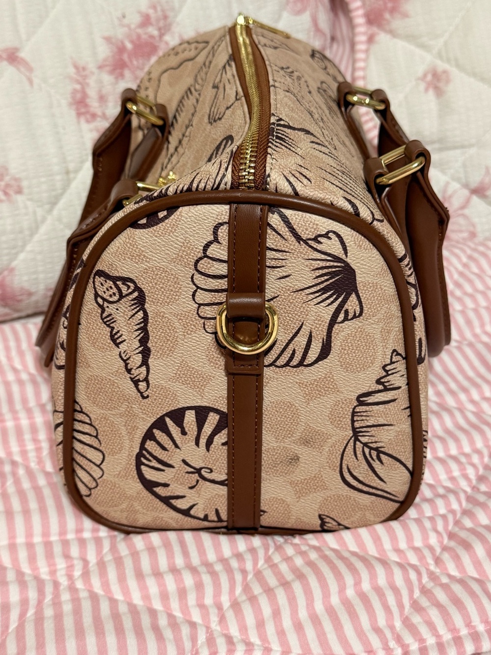 Shell-Print Satchel with Brown Trim - Picture 3 of 13